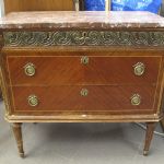 649 2556 CHEST OF DRAWERS